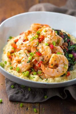  Shrimp and Grits: Un Fusion Fusion di Sapori del Sud che Incanta con la Sua Cremosità Piccante!