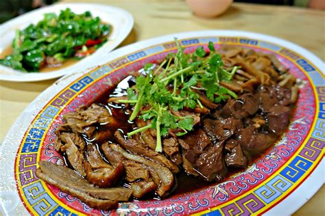  Teochew-Style Braised Goose! A Symphony of Umami and Sweet Fragrances